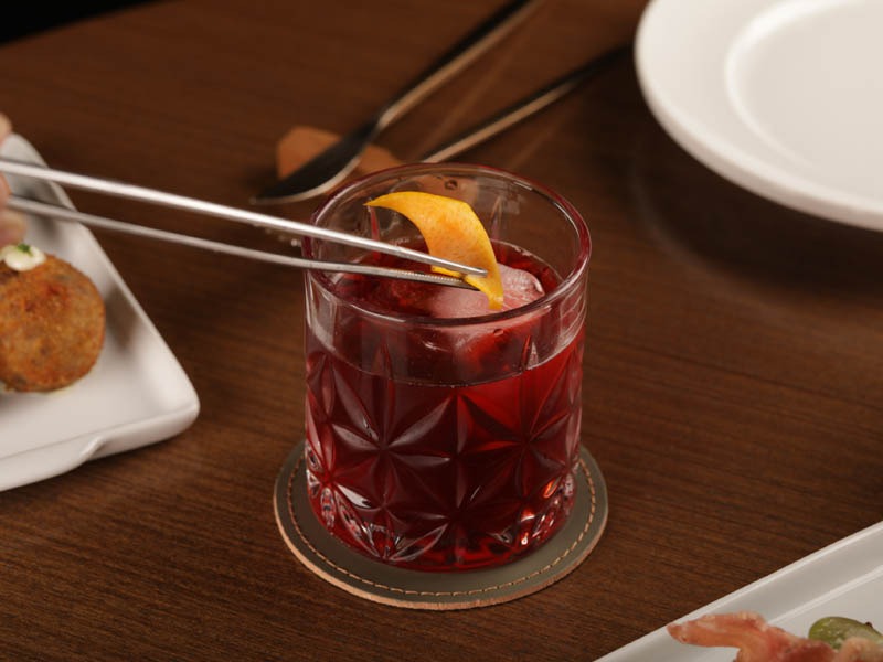 Five Lounge
