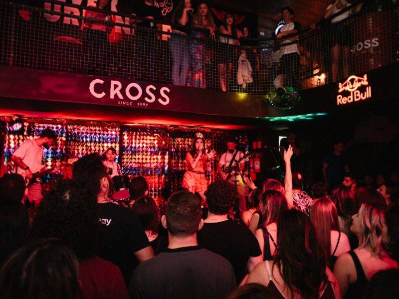 Cross